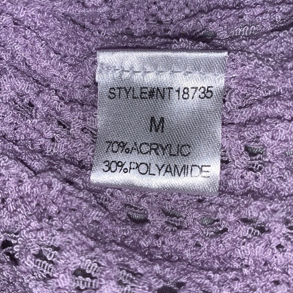 Lumiere Open Knit Sweater Medium - Picture 9 of 9